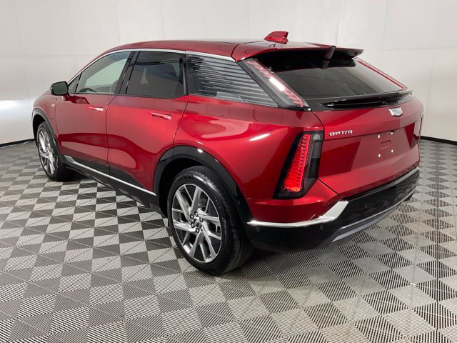 Certified 2026 CADILLAC OPTIQ Luxury SUV