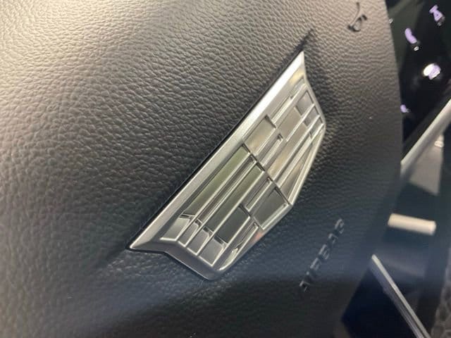 2025 Cadillac OPTIQ Sport 2 - Photo 41