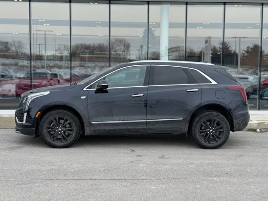Used 2022 CADILLAC XT5 Premium Luxury SUV