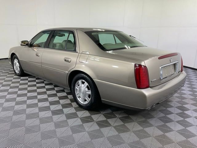 2004 Cadillac DeVille photo 4