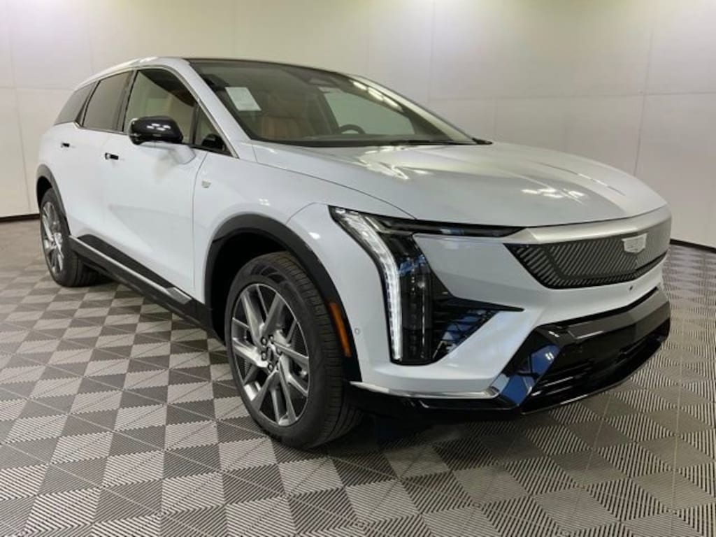 New 2026 CADILLAC OPTIQ Premium Luxury SUV