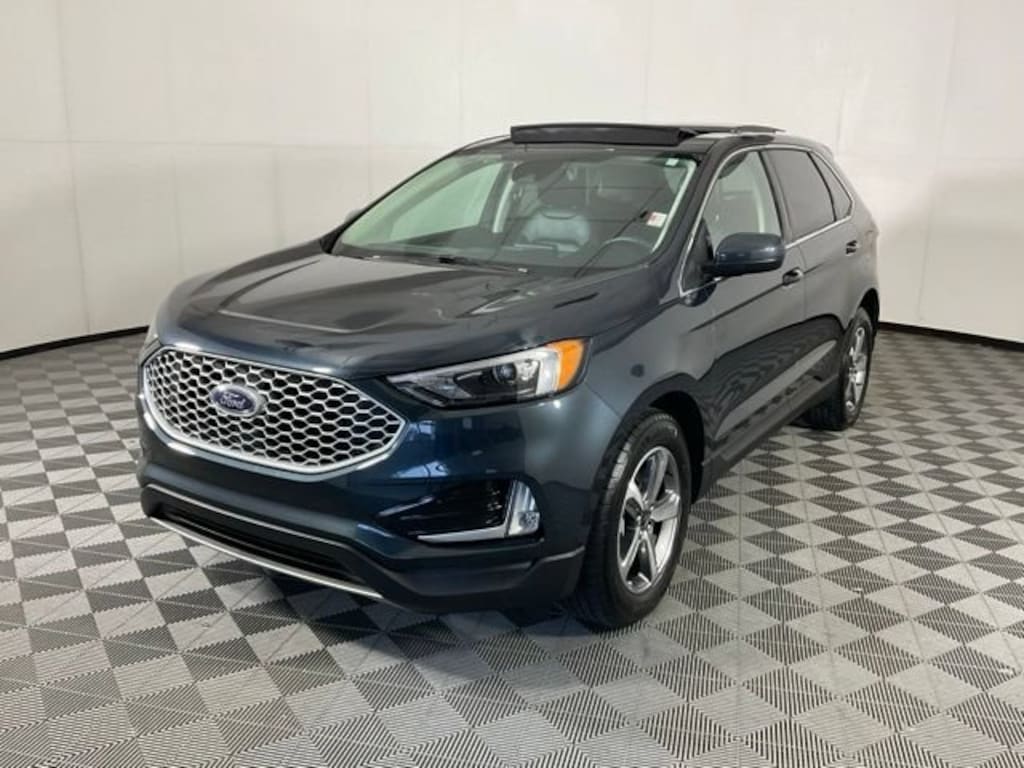 Used 2024 Ford Edge SEL
