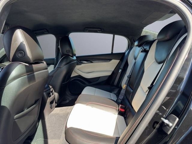 2025 Cadillac CT5 V photo 3