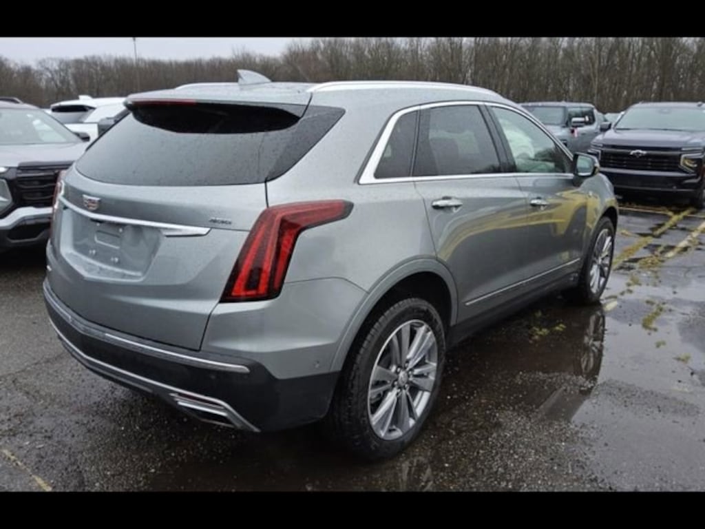 Used 2025 CADILLAC XT5 Premium Luxury SUV