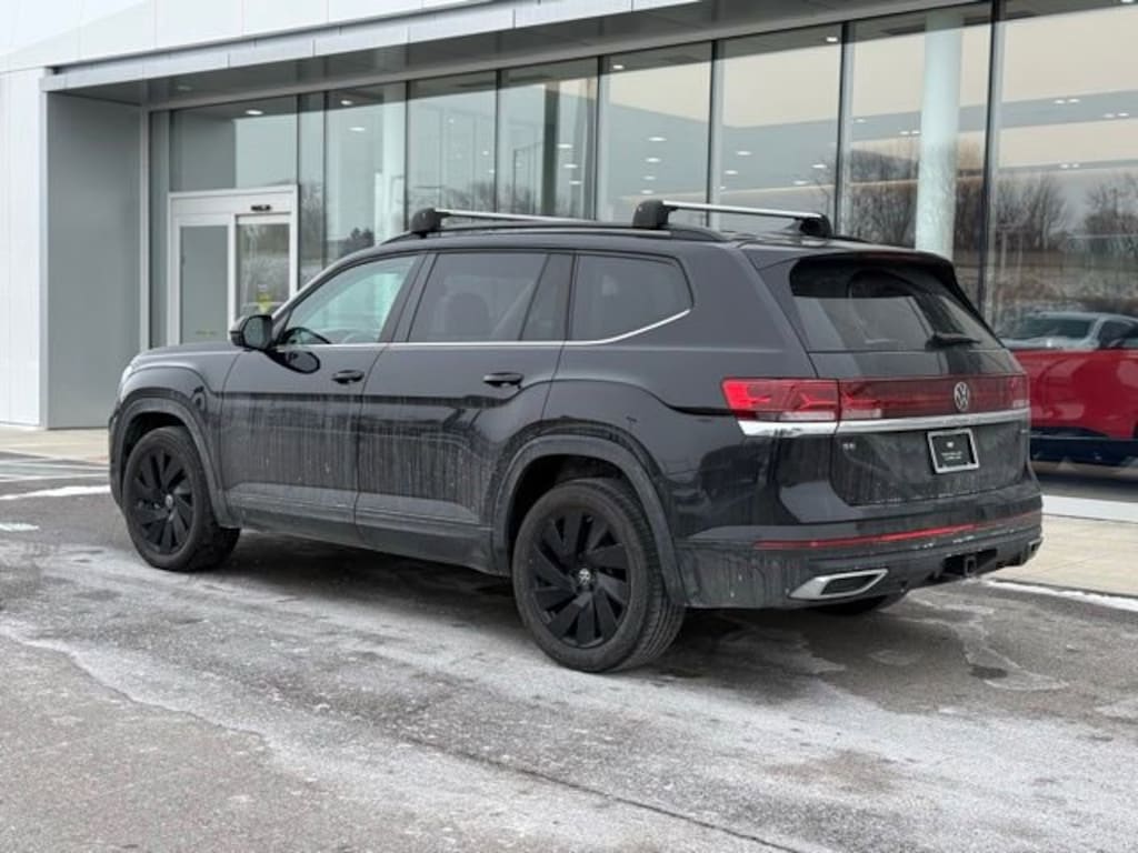 Used 2024 Volkswagen Atlas 2.0T SE w/Technology