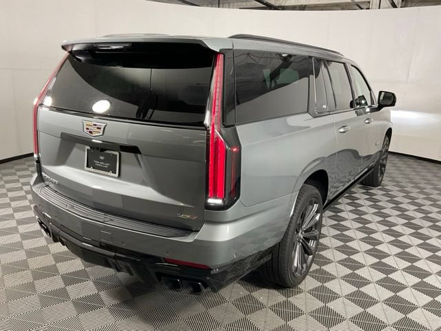 2026 Cadillac Escalade ESV V-Series - Photo 6