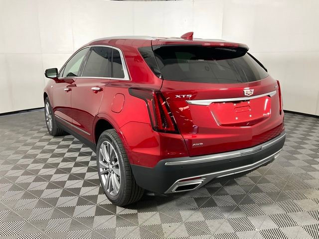 2025 Cadillac XT5 Premium Luxury photo 3