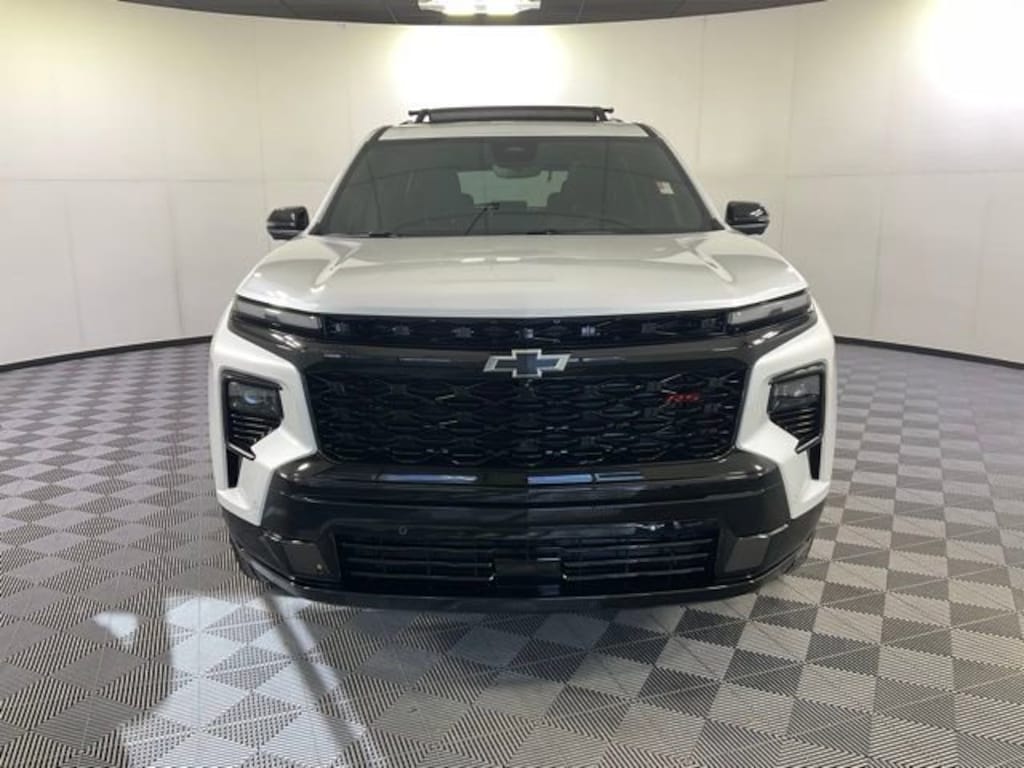 Used 2025 Chevrolet Traverse RS SUV