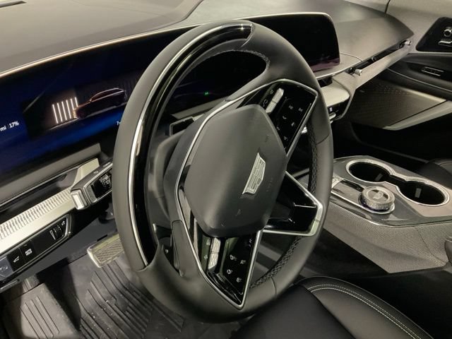 2026 Cadillac OPTIQ Sport - Photo 17