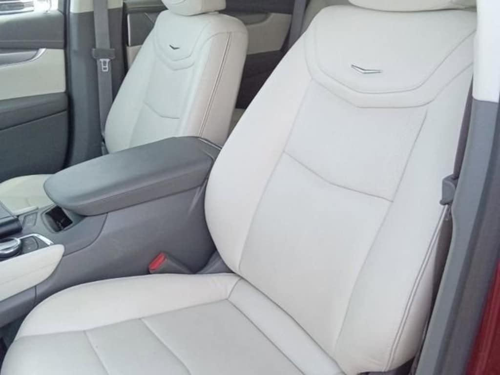 Used 2024 CADILLAC XT5 Premium Luxury SUV