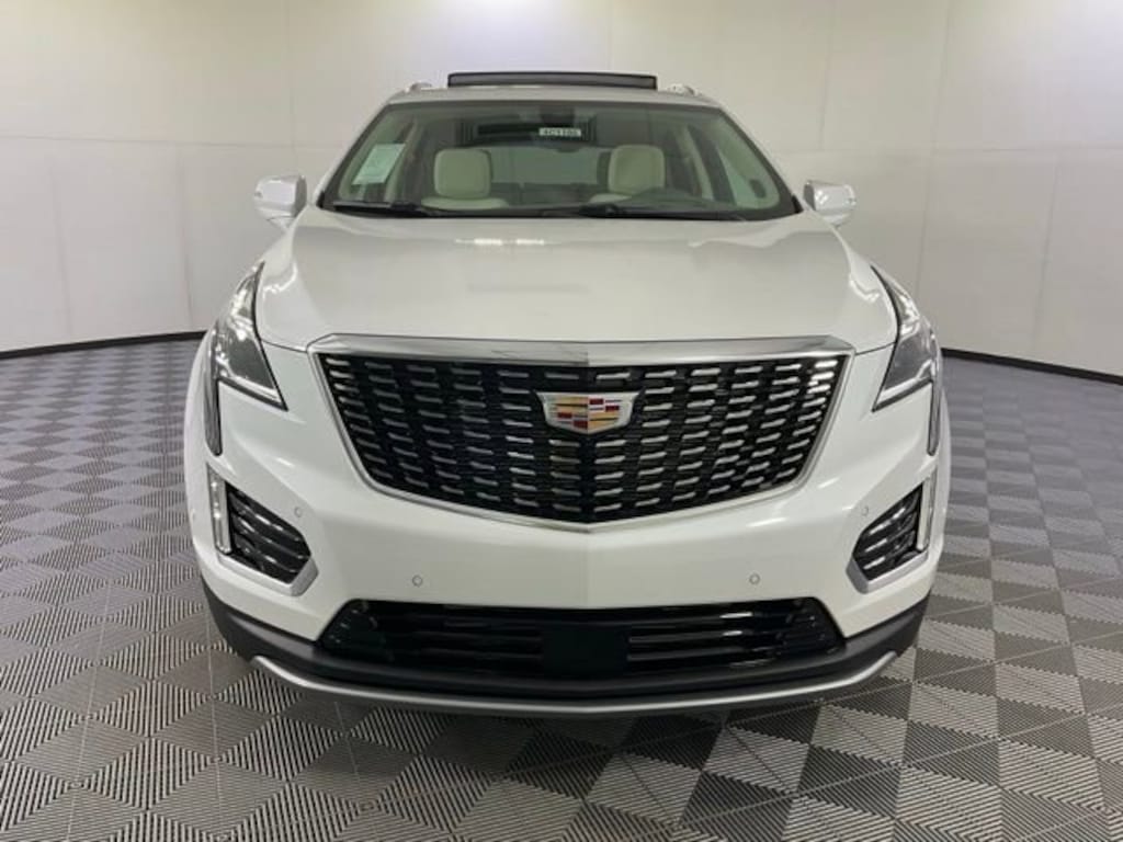 New 2026 CADILLAC XT5 Premium Luxury SUV