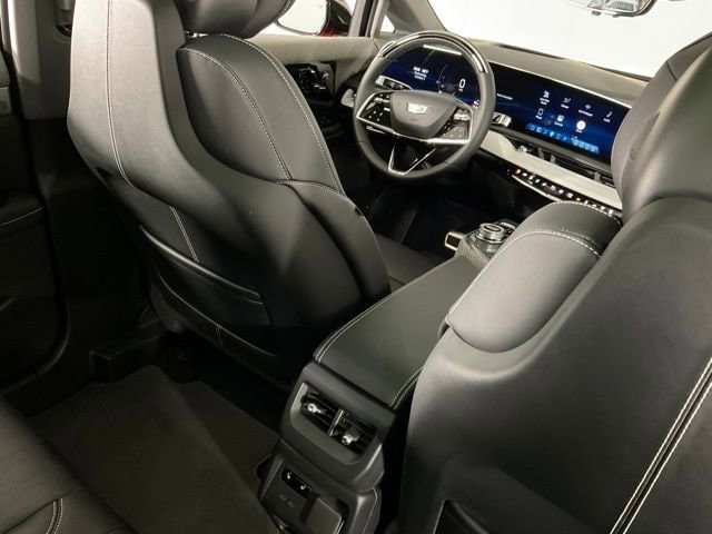 2025 Cadillac OPTIQ Sport 2 - Photo 28