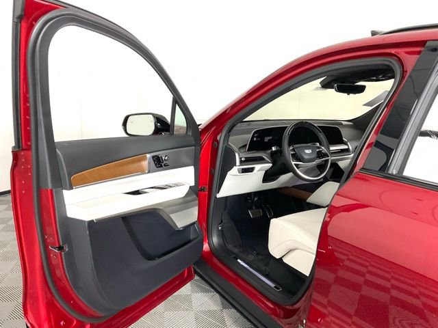 2026 Cadillac VISTIQ Sport - Photo 23