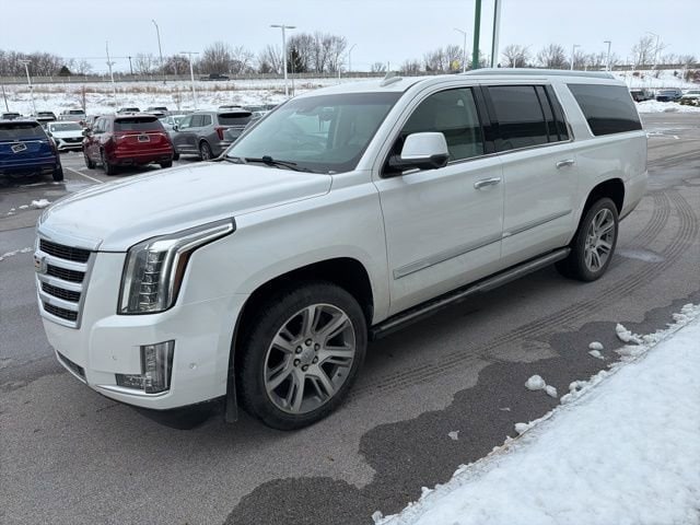 2019 Cadillac Escalade ESV Premium Luxury's photo