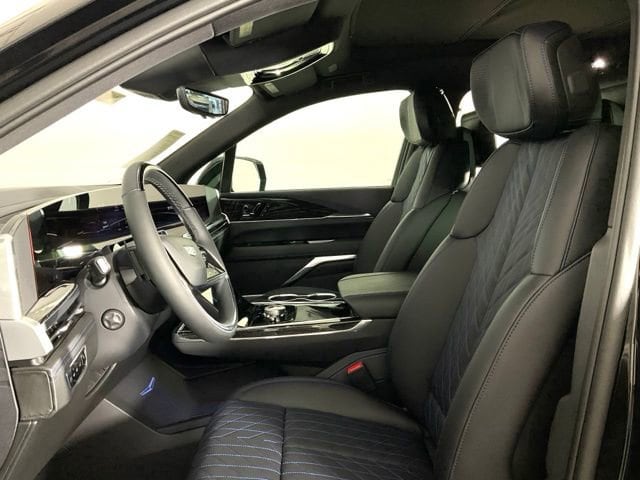 2026 Cadillac Escalade IQL Luxury - Photo 26
