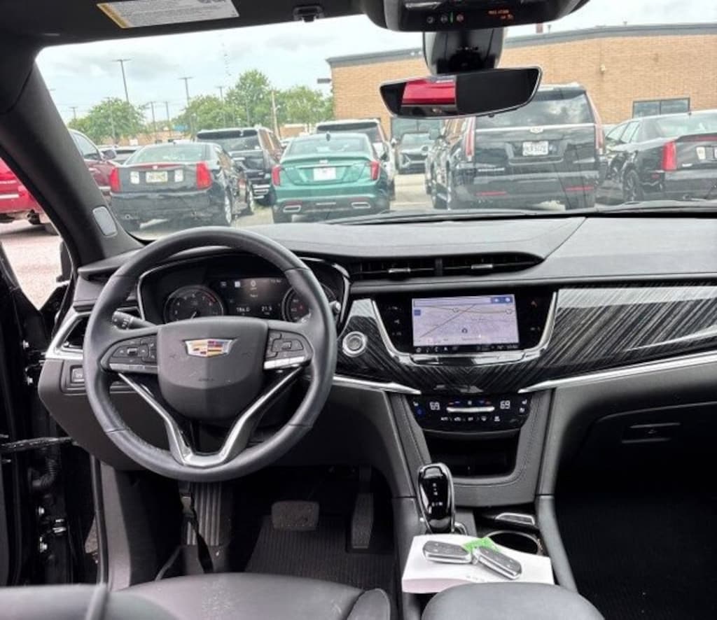 Used 2025 CADILLAC XT6 Premium Luxury SUV