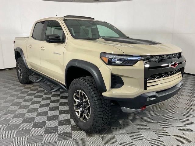 2024 Chevrolet Colorado ZR2 photo 3