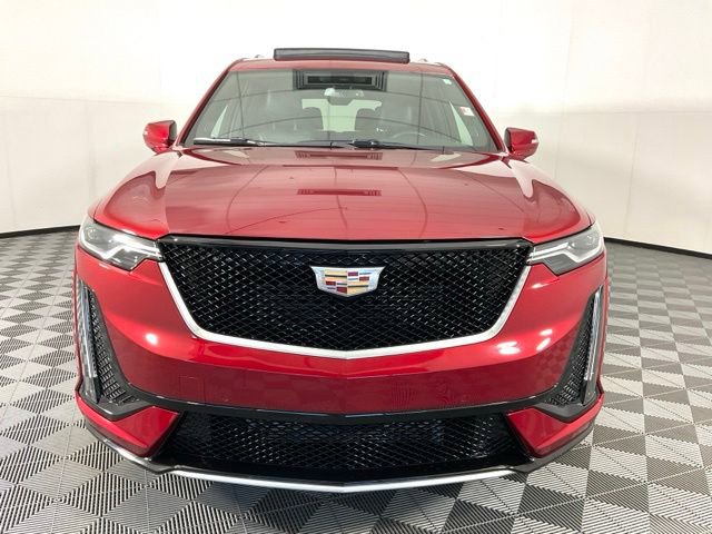 2023 Cadillac XT6 Sport photo 2