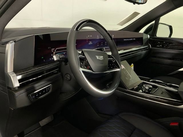 2026 Cadillac Escalade IQL Luxury - Photo 16
