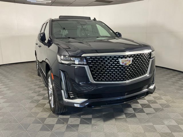 2024 Cadillac Escalade Premium Luxury photo 3