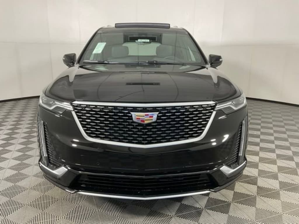 New 2025 CADILLAC XT6 Premium Luxury SUV