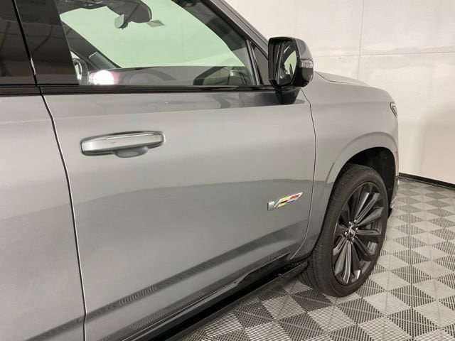 2026 Cadillac Escalade ESV V-Series - Photo 7