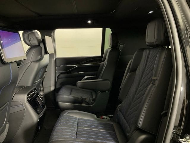 2026 Cadillac Escalade IQL Luxury - Photo 33