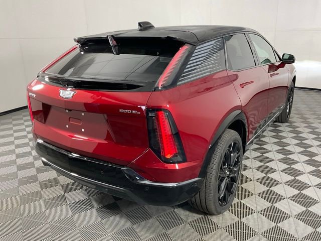 2025 Cadillac OPTIQ Sport 2 - Photo 6