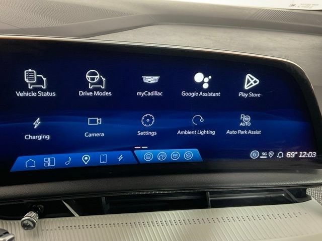 2026 Cadillac OPTIQ Sport - Photo 9