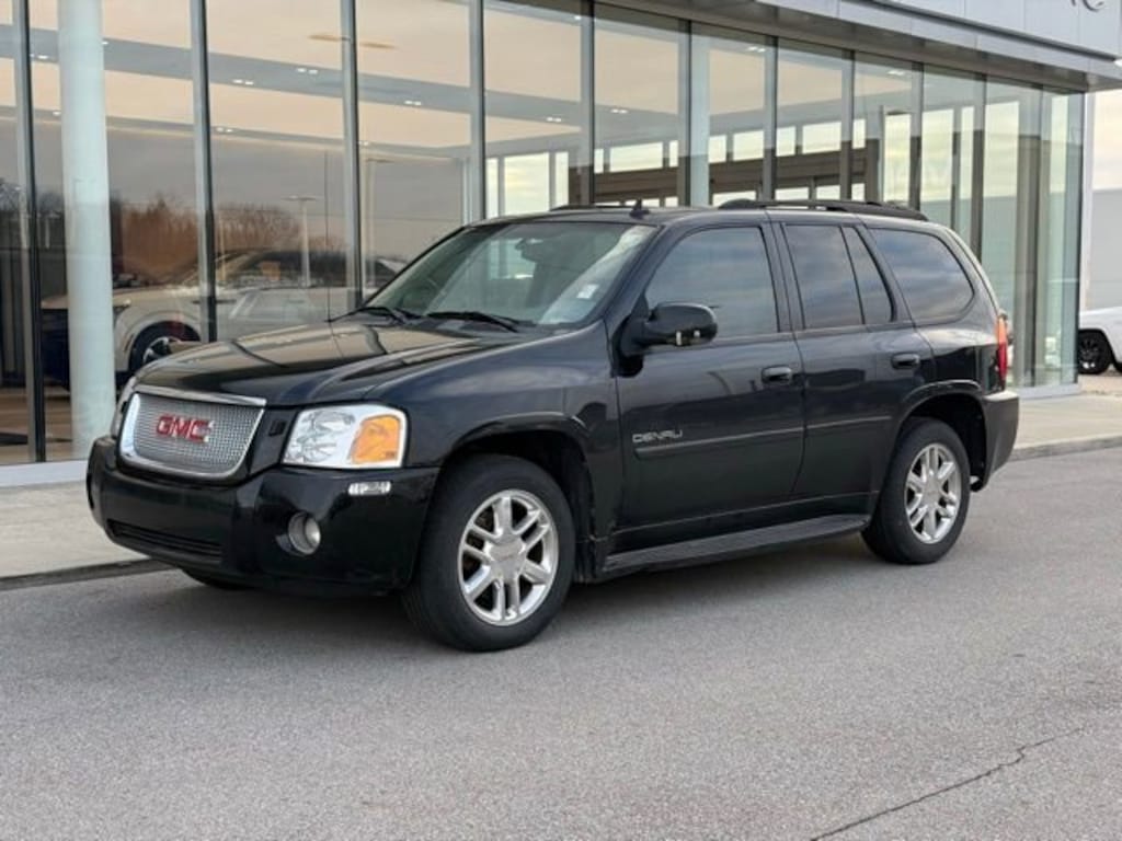 Used 2007 GMC Envoy Denali SUV