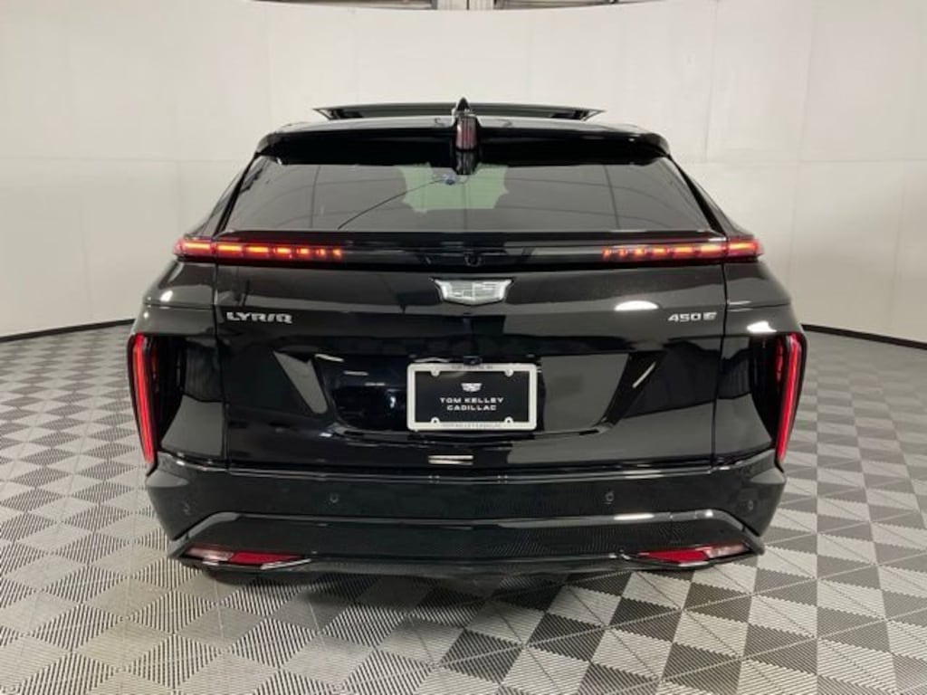 New 2026 CADILLAC LYRIQ Signature Sport SUV