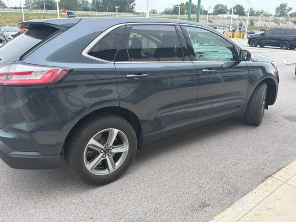 Used 2024 Ford Edge SEL