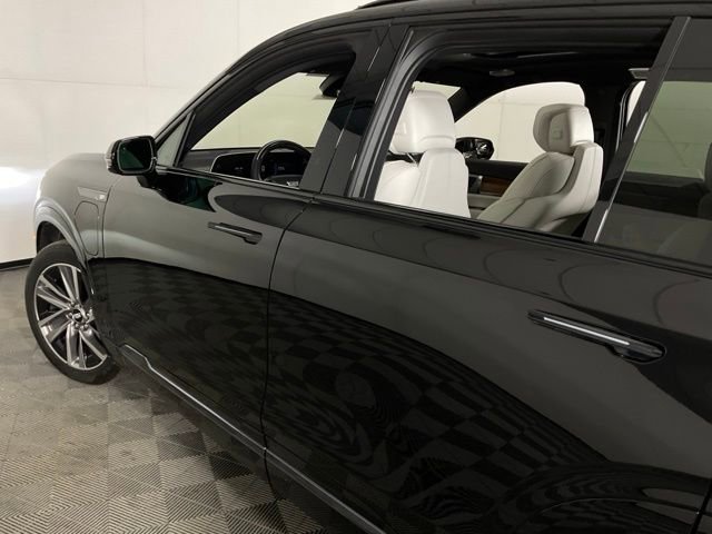2026 Cadillac VISTIQ Sport - Photo 34
