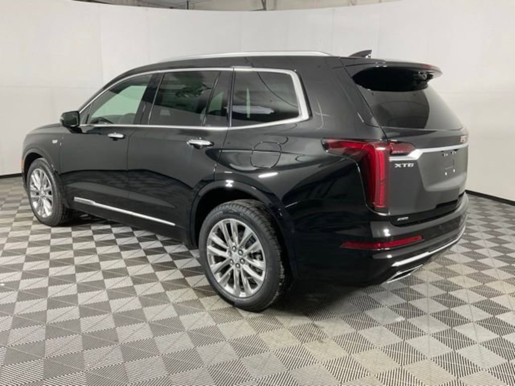 New 2025 CADILLAC XT6 Premium Luxury SUV