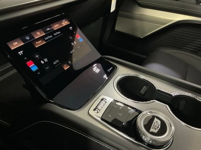 2026 Cadillac VISTIQ Luxury - Photo 19