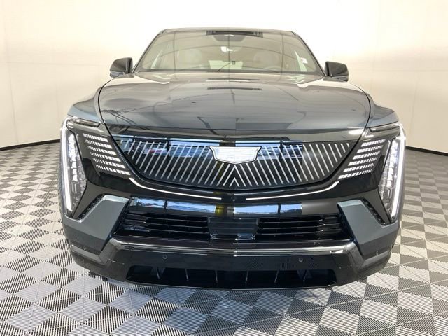 2026 Cadillac Escalade IQ Sport photo 3