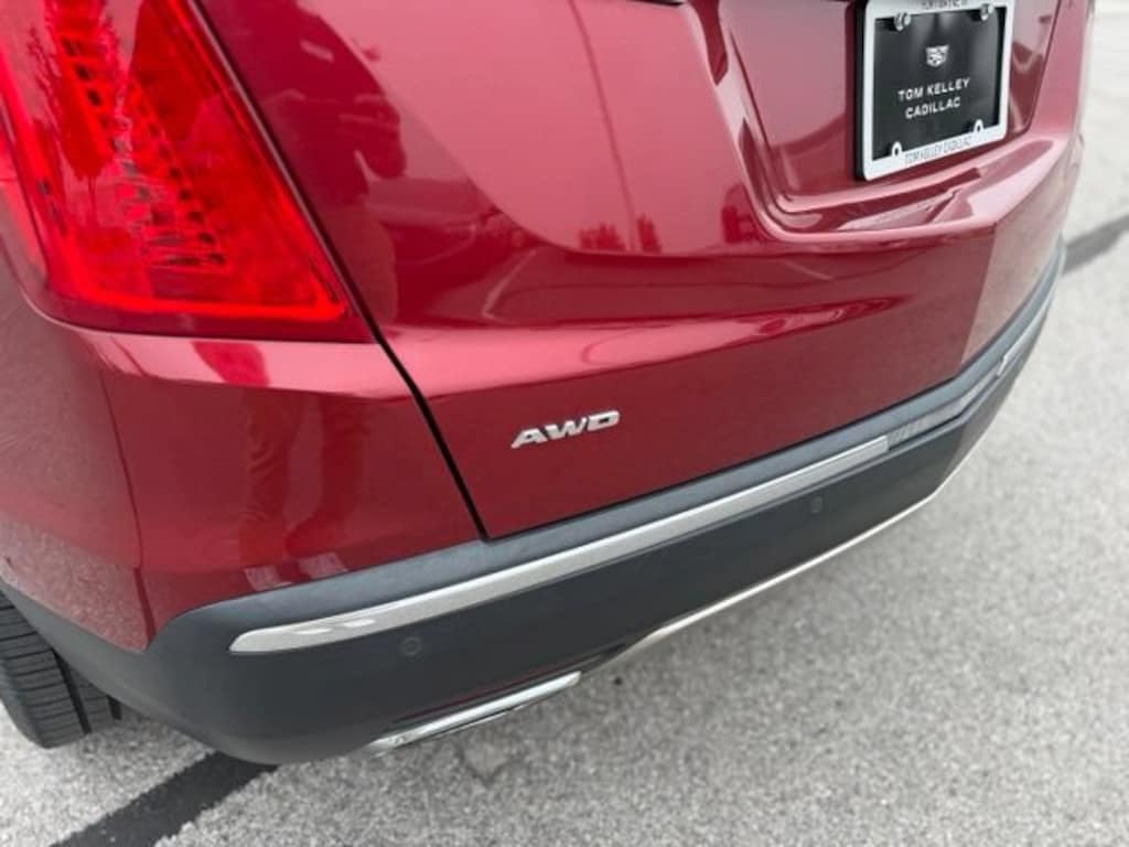 Used 2019 CADILLAC XT5 Platinum AWD SUV