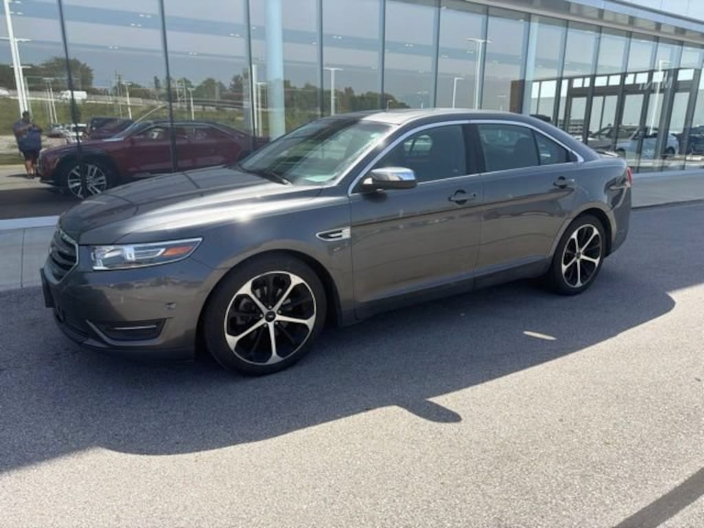 Used 2015 Ford Taurus Limited