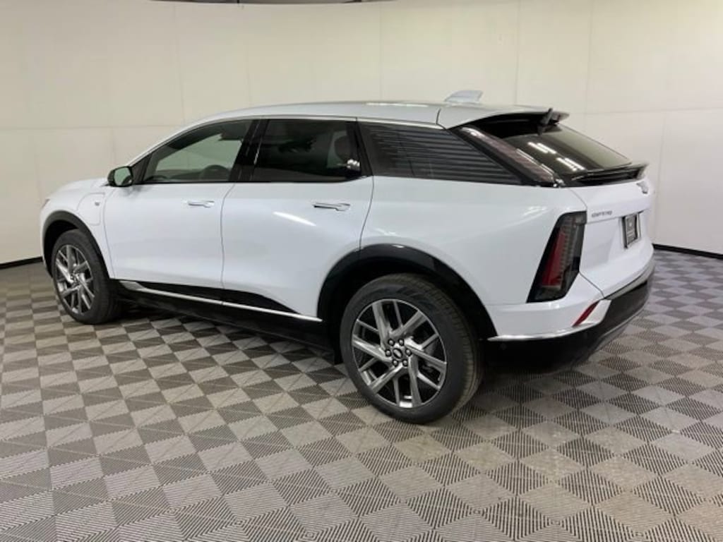 New 2026 CADILLAC OPTIQ Premium Luxury SUV