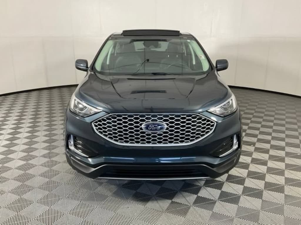 Used 2024 Ford Edge SEL