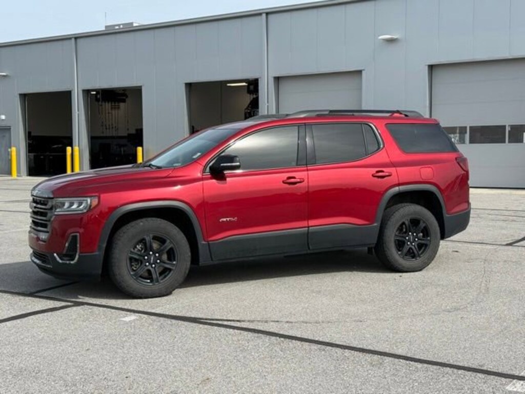 Used 2021 GMC Acadia AT4 SUV