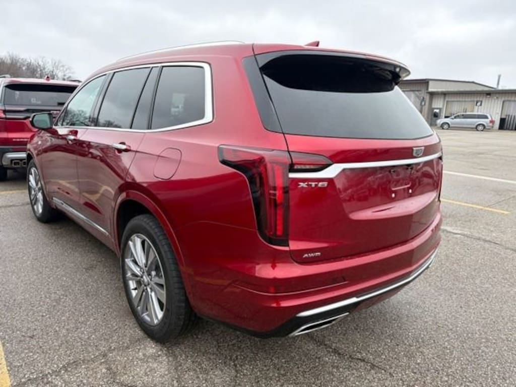 Used 2024 CADILLAC XT6 Premium Luxury SUV