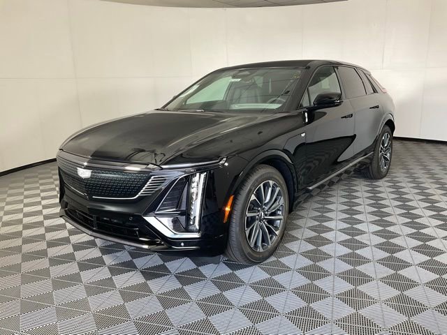 2026 Cadillac LYRIQ Sport's photo