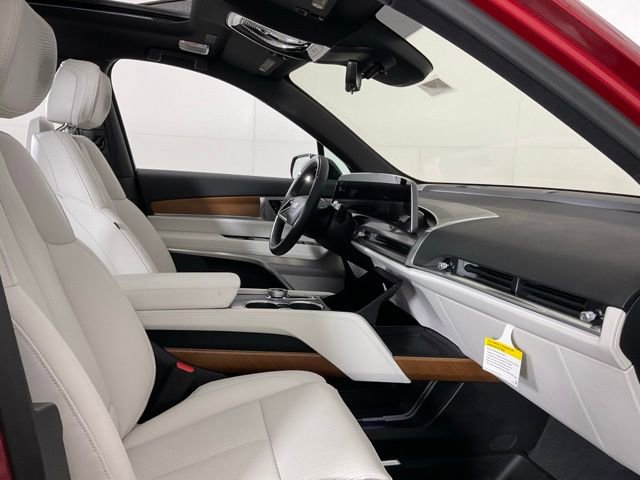 2026 Cadillac VISTIQ Sport - Photo 27