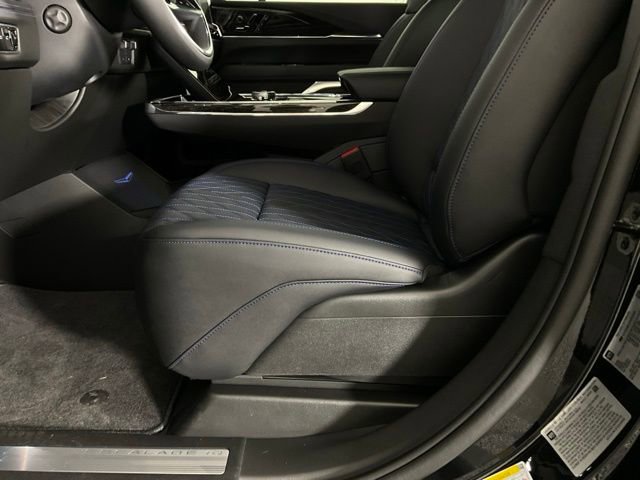 2026 Cadillac Escalade IQL Luxury - Photo 27
