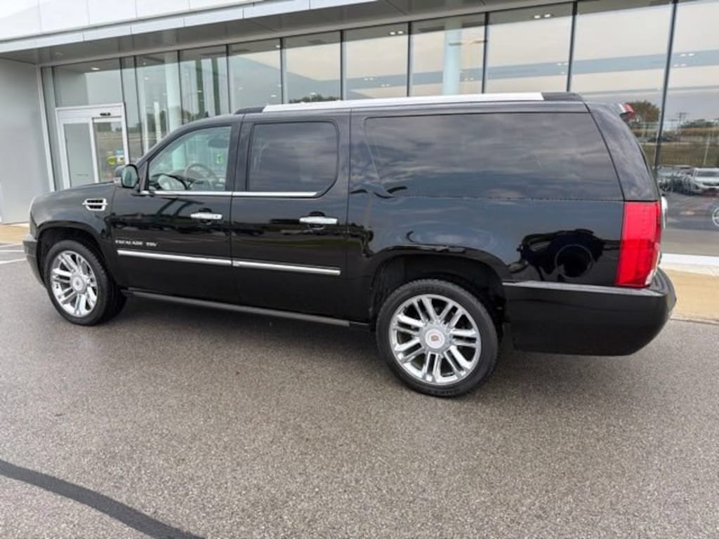 Used 2013 CADILLAC Escalade ESV Platinum Edition SUV