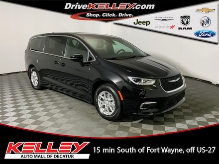 2026 Chrysler Pacifica SELECT Passenger Van