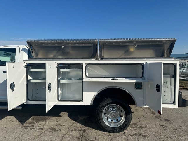 New 2024 Ram 5500 REG CAB CHASSIS Pickup