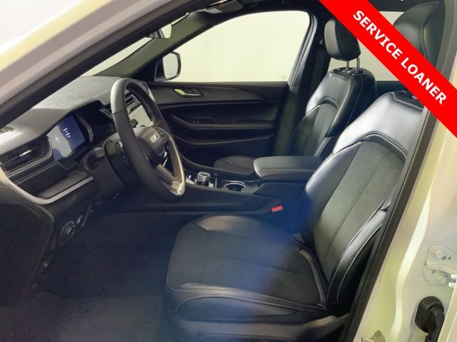 2025 Jeep Grand Cherokee L Altitude - Photo 15