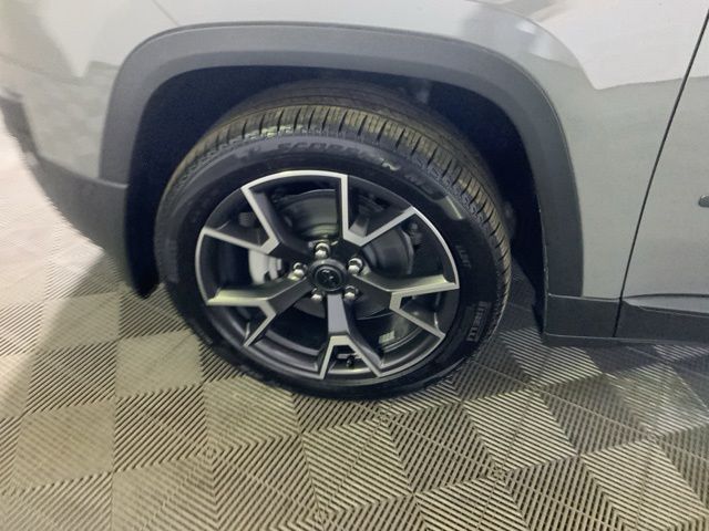 2026 Jeep Cherokee Overland - Photo 43